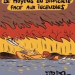Macron fait du jet ski en se servant d'un canadair coulé en guise de rampe